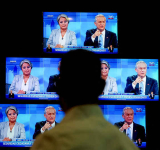 Chileans expected to elect their most  right-wing president since Pinochet